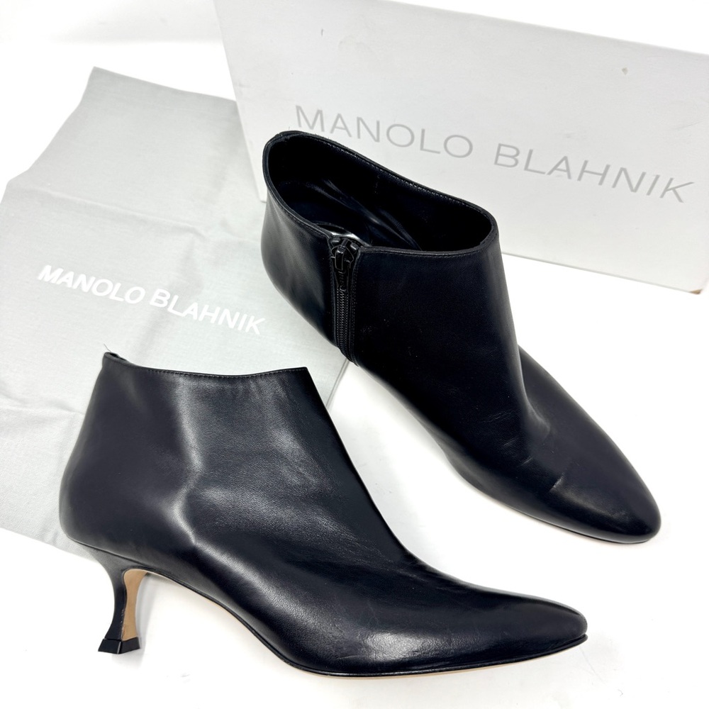 Manolo Blahnik Black Leather Kitten Heel Ankle Boots